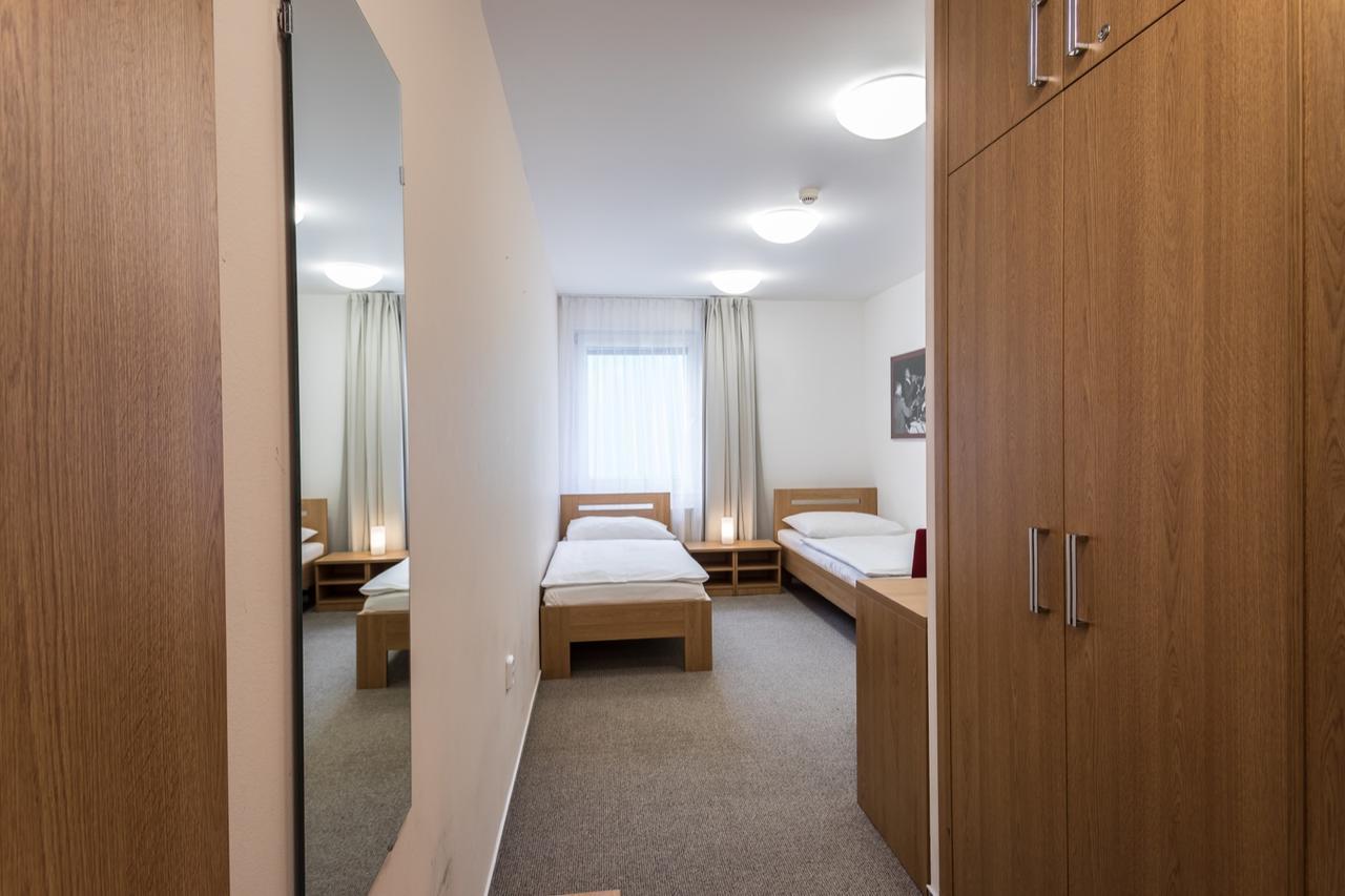 Sareza Hotel 3*